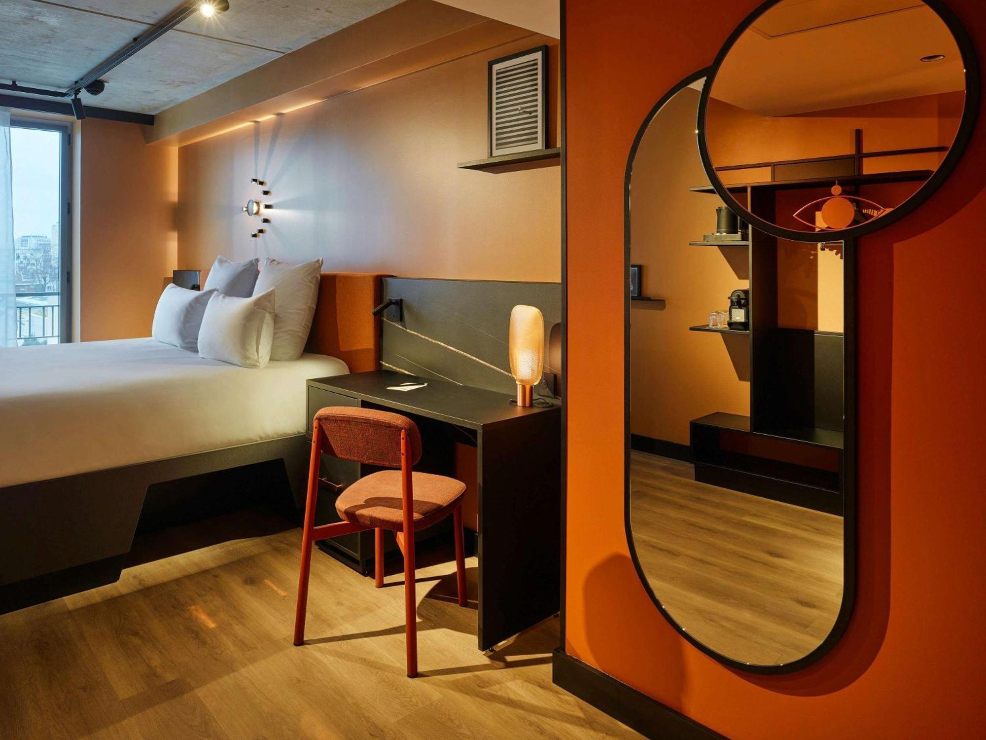 Tribe Paris Saint Ouen Hotel Exterior photo