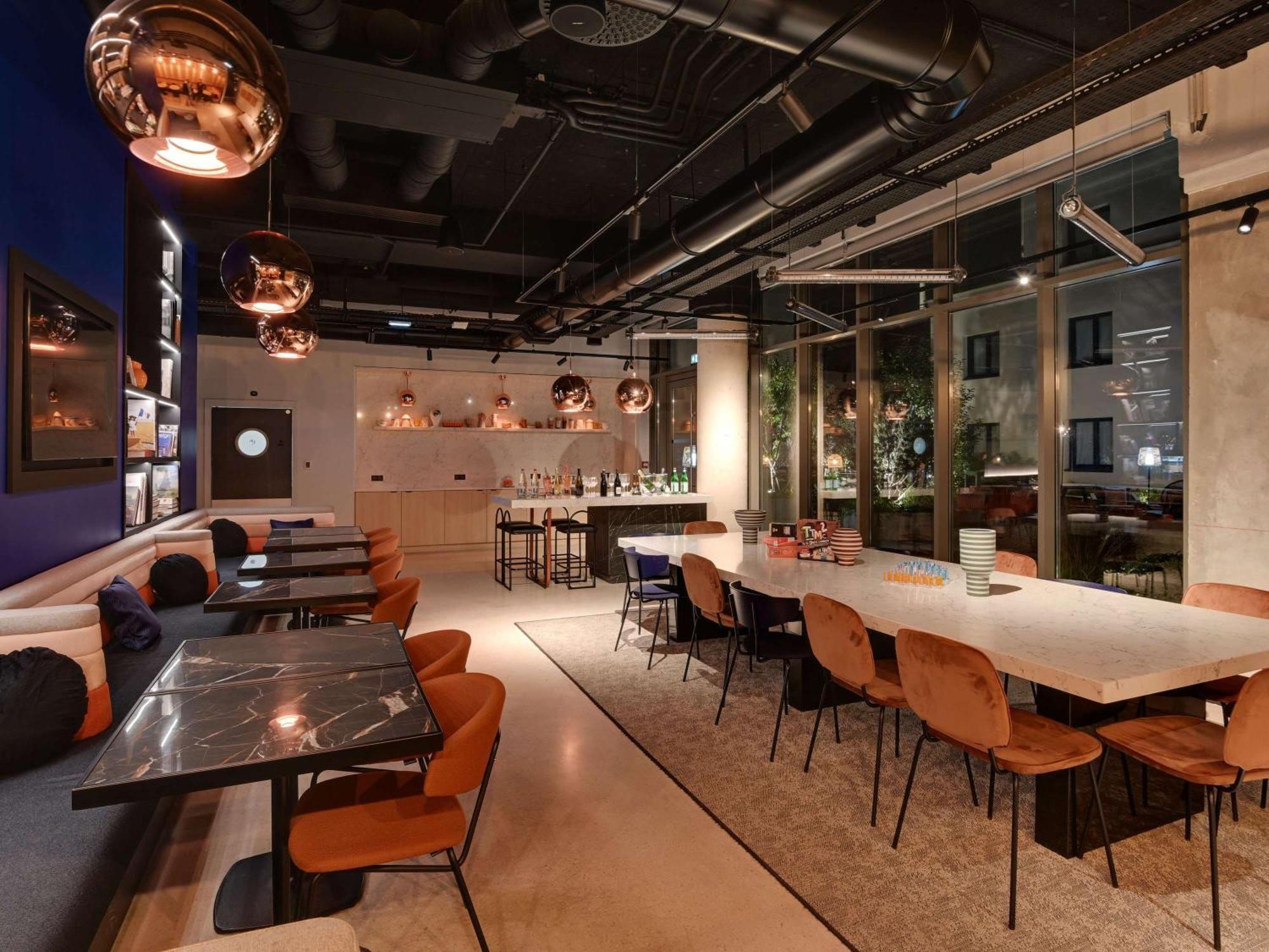 Tribe Paris Saint Ouen Hotel Exterior photo